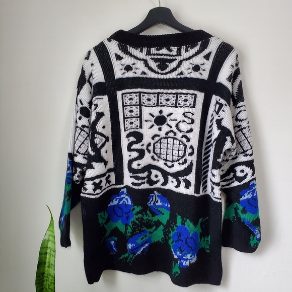 VTG abstract 80's Sweater - Picture 11 of 11